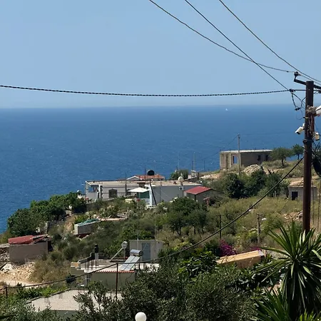 ゲストハウス Bedro Sarandë