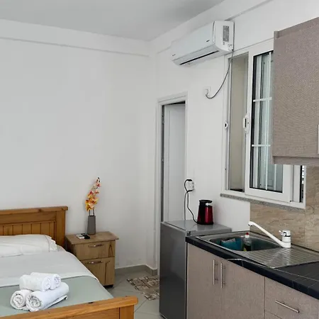 ゲストハウス Bedro Sarandë